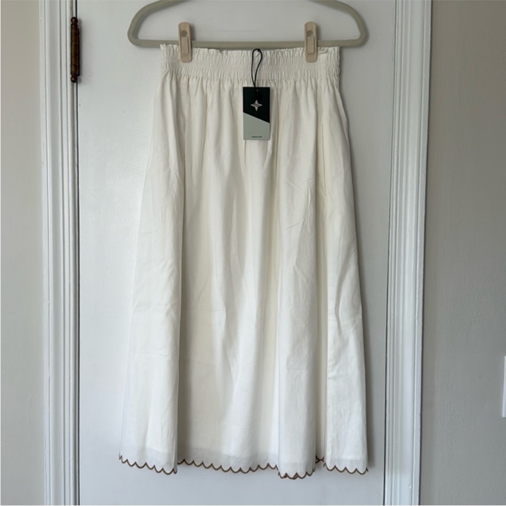 Tuckernuck Scallop Cece Linen Skirt
